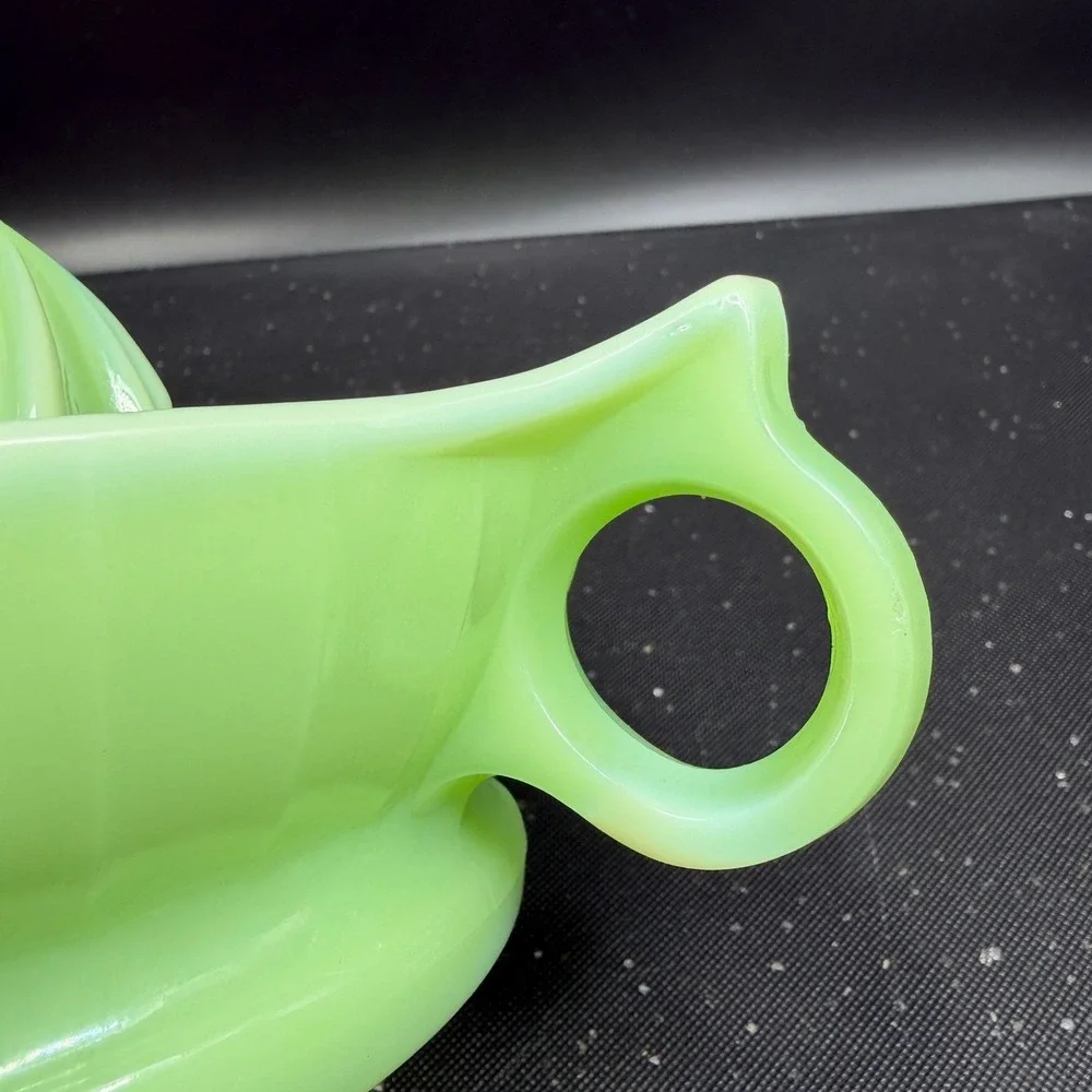 Vintage Jadeite Glass Citrus Juicer Reamer Green Milk Glass Ribbed 8 Inch